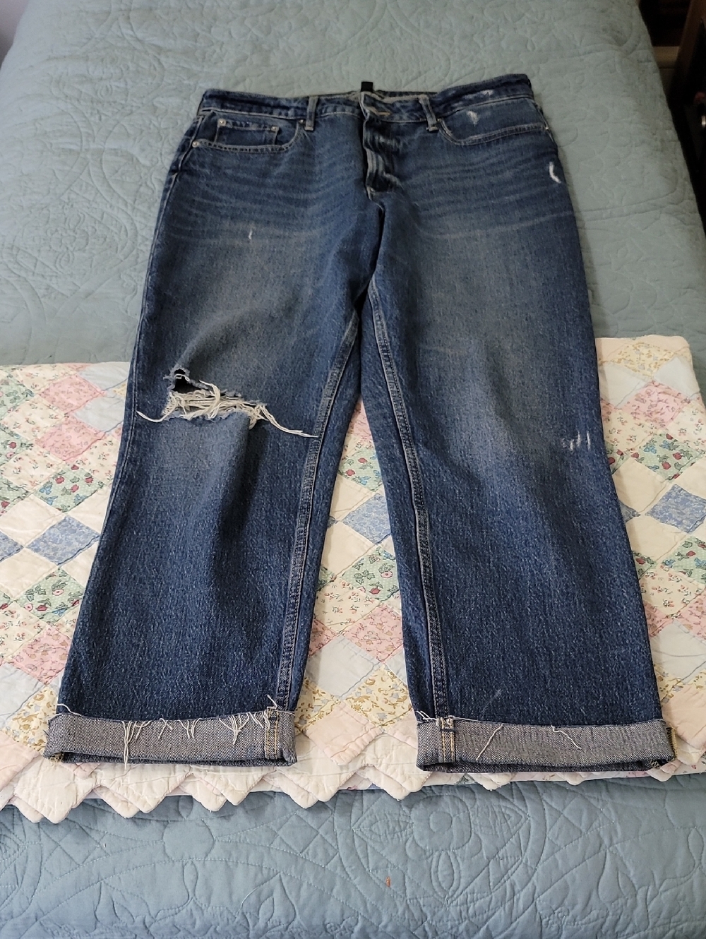 Free Assembly Women's Distressed Dark Wash Straight-Leg Jeans